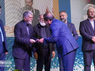 میراث‌جهانی شوشتر صحنه آغاز رویداد ملی هنرهای تجسمی فجر